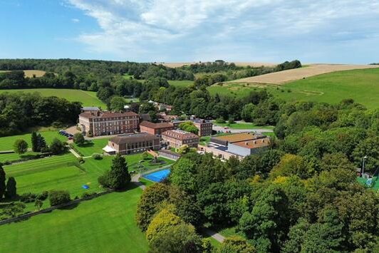Bede's Summer School - Windlesham Centre 3