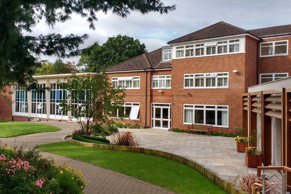 DS Marymount (2)